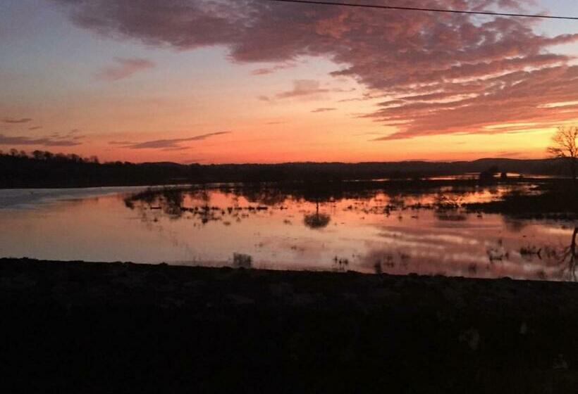 פנסיון Carrick On Shannon Guest House