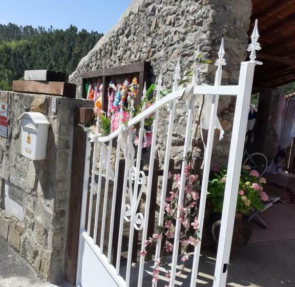 بنسيون Casa Do Trapo