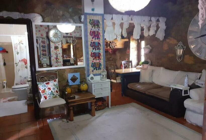 بنسيون Casa Do Trapo