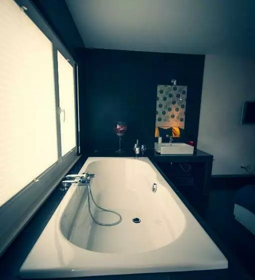 Majatalo Chambre D Hôte Valère