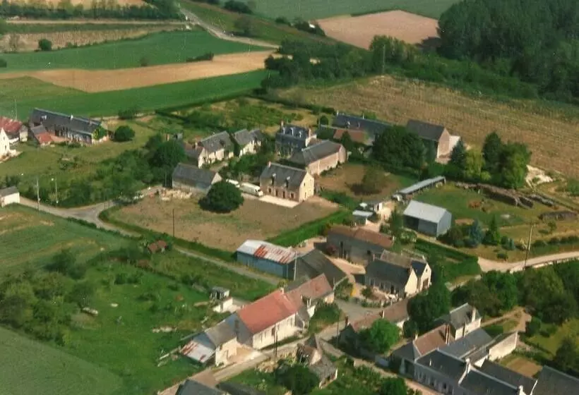 Aamiaismajoitus (B&B) Chambre D Hôtes Le Vaujoint