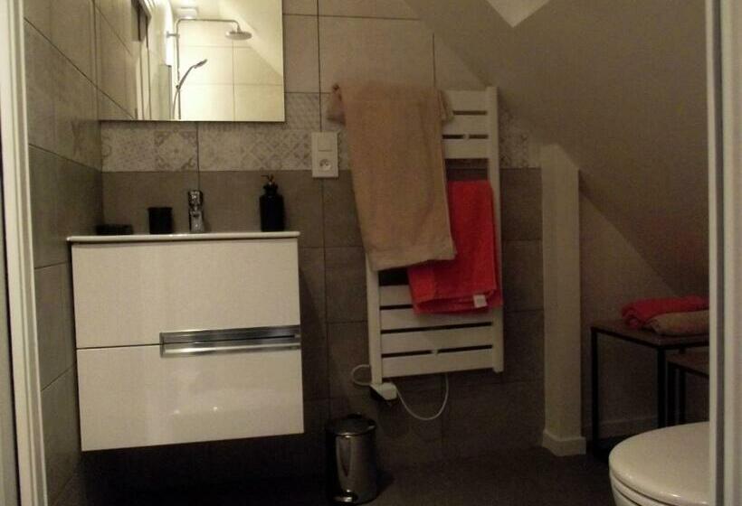 Bed and Breakfast L Escapade Lochoise