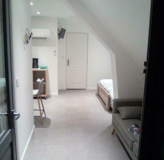 Bed and Breakfast L Escapade Lochoise