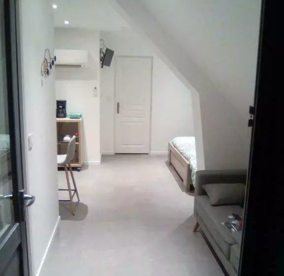 Aamiaismajoitus (B&B) L Escapade Lochoise