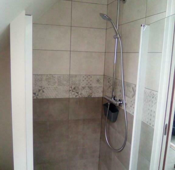 Bed and Breakfast L Escapade Lochoise