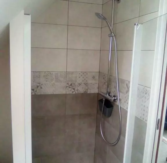 Aamiaismajoitus (B&B) L Escapade Lochoise