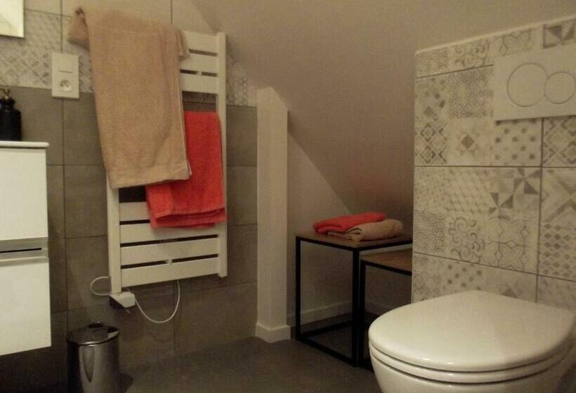 Bed and Breakfast L Escapade Lochoise