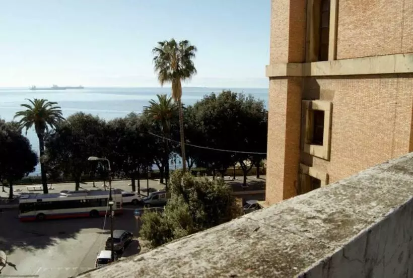 ベッドアンドブレックファースト La Maison Barbin