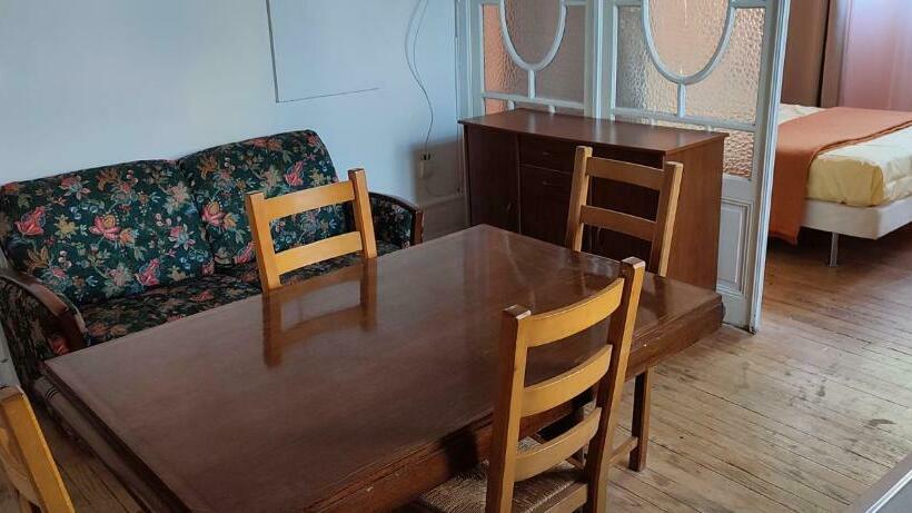 تختخواب و صبحانه Les Terrasses D Angoulême