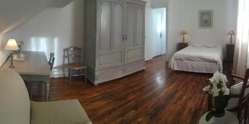 تختخواب و صبحانه Les Terrasses D Angoulême
