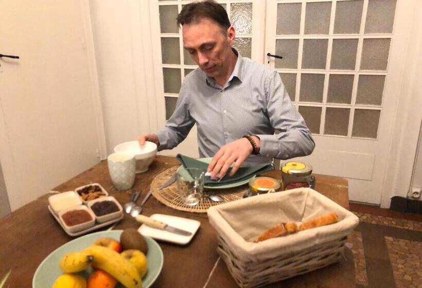 تختخواب و صبحانه Les Terrasses D Angoulême