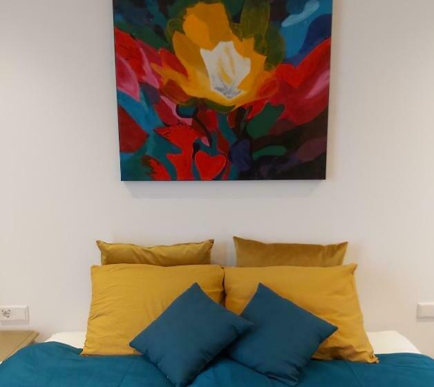 צימר Luxury Suites Oosterwold