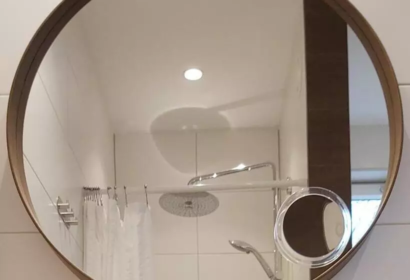 Aamiaismajoitus (B&B) Luxury Suites Oosterwold