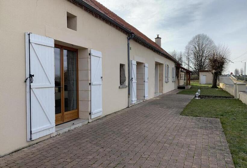 Bed and Breakfast Maison Piscine Et Jacuzzi