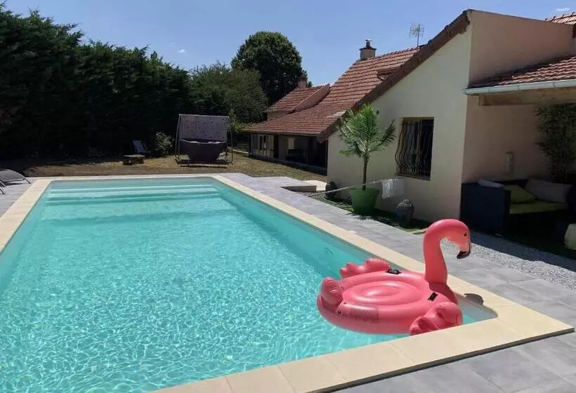 Bed and Breakfast Maison Piscine Et Jacuzzi