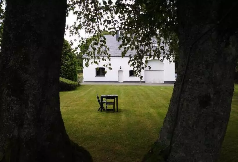 ベッドアンドブレックファースト Petites Tailles   Chambre D Hôtes