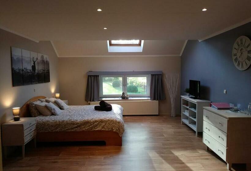 تختخواب و صبحانه Petites Tailles Chambre D Hôtes