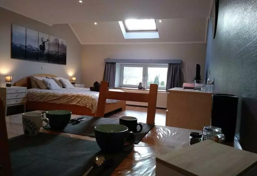 ベッドアンドブレックファースト Petites Tailles   Chambre D Hôtes