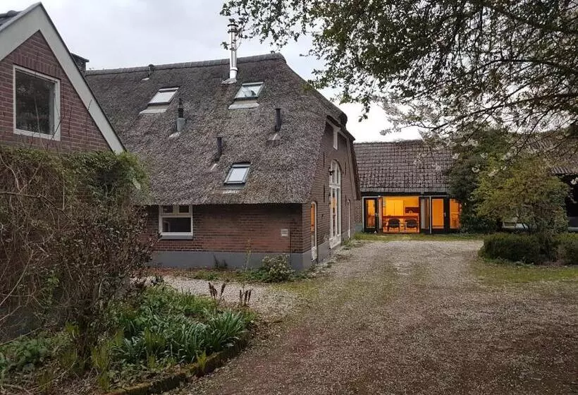 تختخواب و صبحانه Sallandelijk Bakhuis