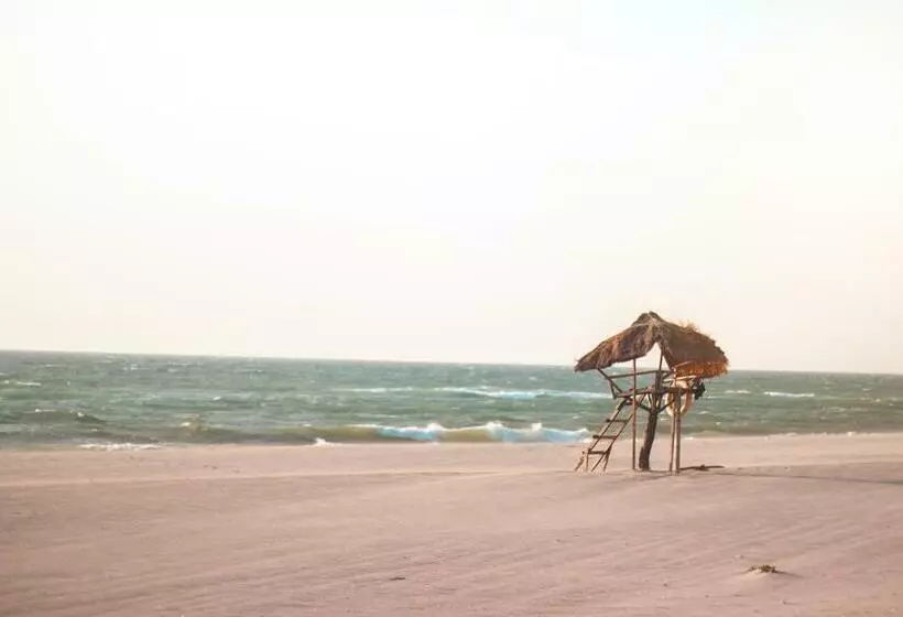 Club Monet Beachfront Resort By Cocotel