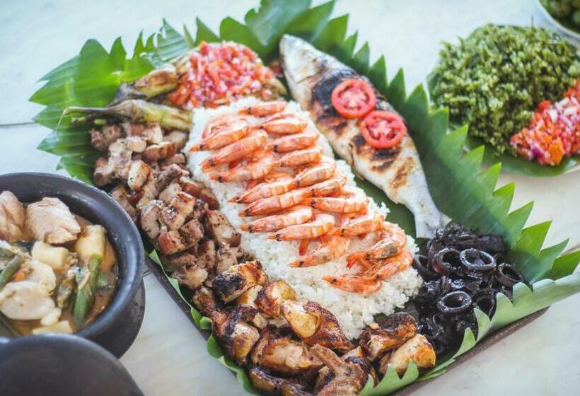 Club Monet Beachfront Resort By Cocotel