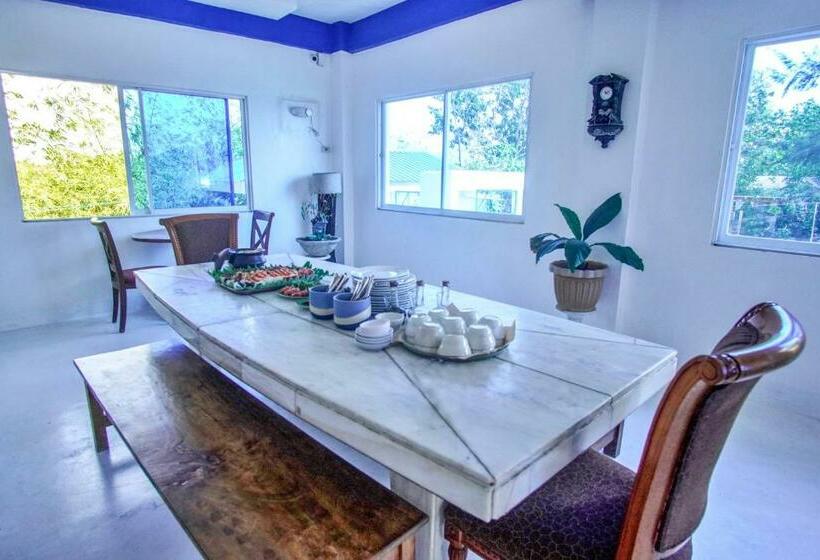 Club Monet Beachfront Resort By Cocotel