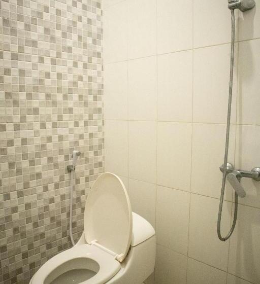 D Shario Hotel Kepanjen