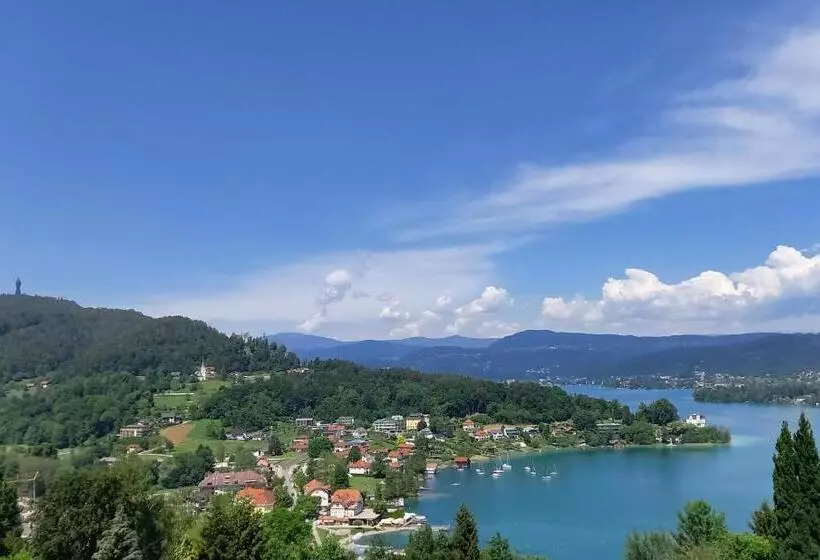 Hotelli Garni Haus Am Wald