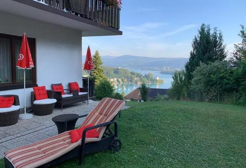 Hotelli Garni Haus Am Wald