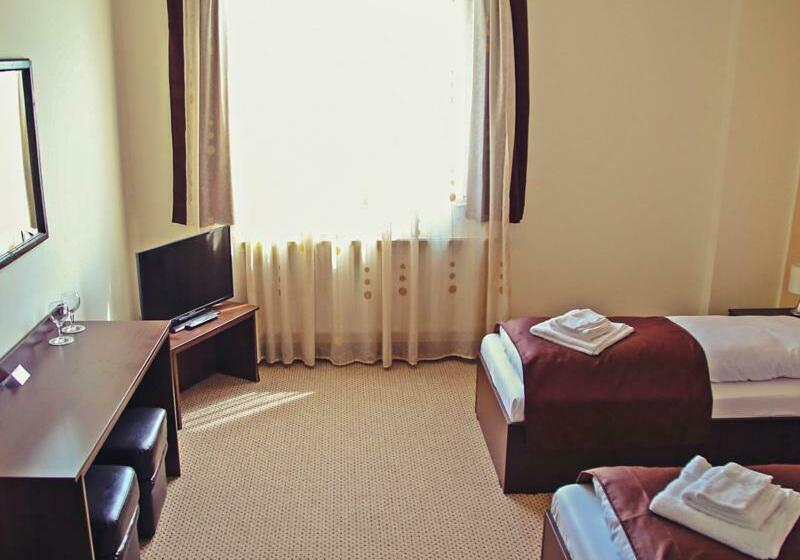 پانسیون Cazare Karmina