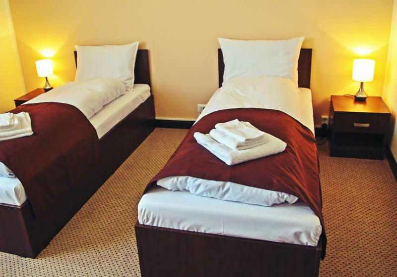 پانسیون Cazare Karmina