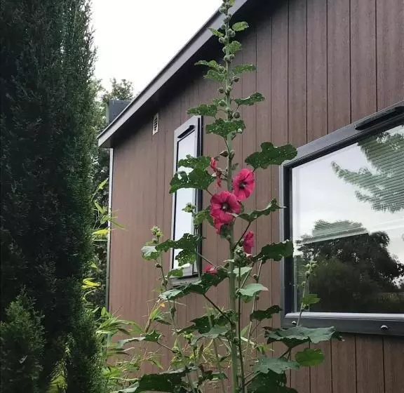 Majatalo Cottage Du Garlai