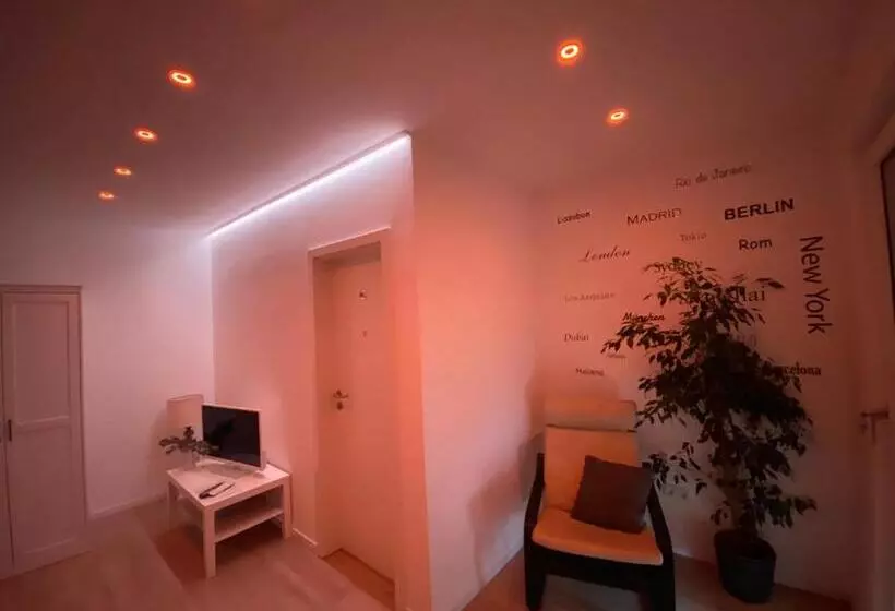 ペンション Home Rose Garden Gästehaus Kontaktloser Zugang