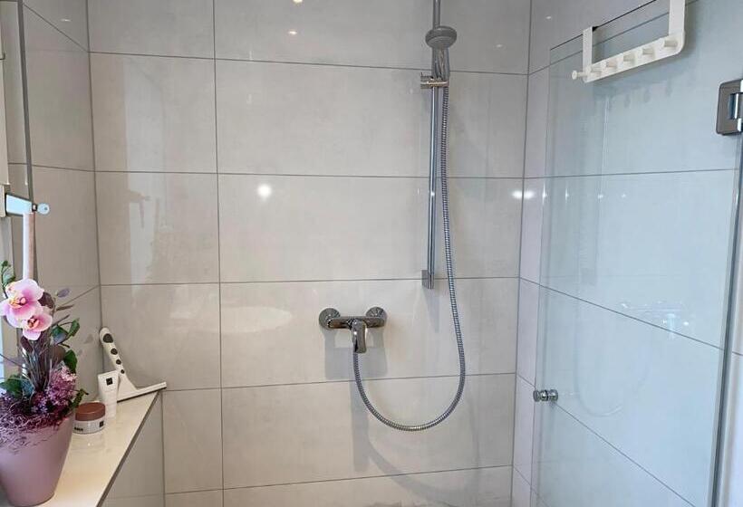 펜션 Home Rose Garden Gästehaus Kontaktloser Zugang