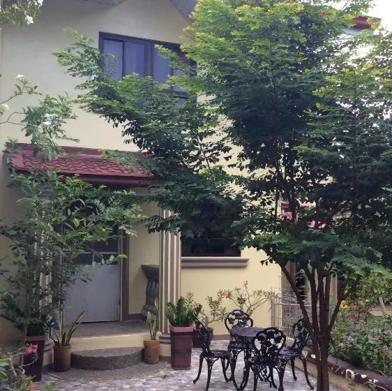 Majatalo Hundred Islands Guest House