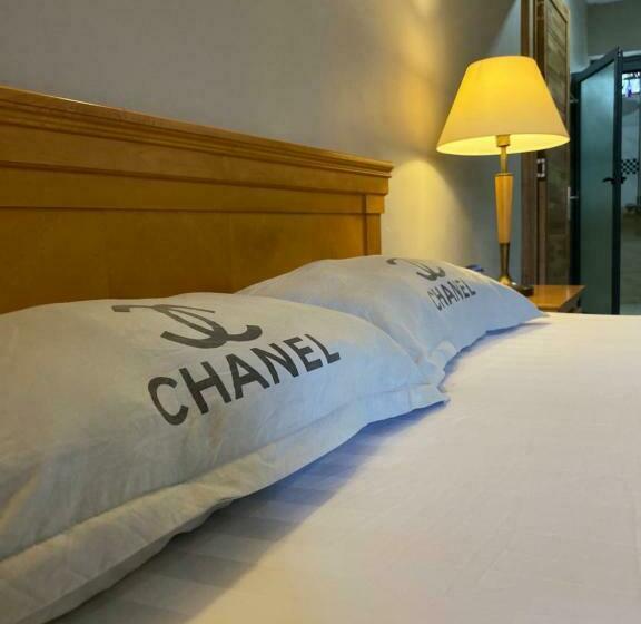 پانسیون Kstudios