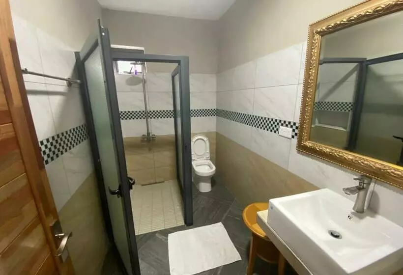 پانسیون Kstudios