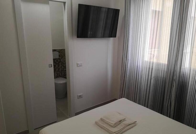 Pansiyon Smart Rooms Pistoia