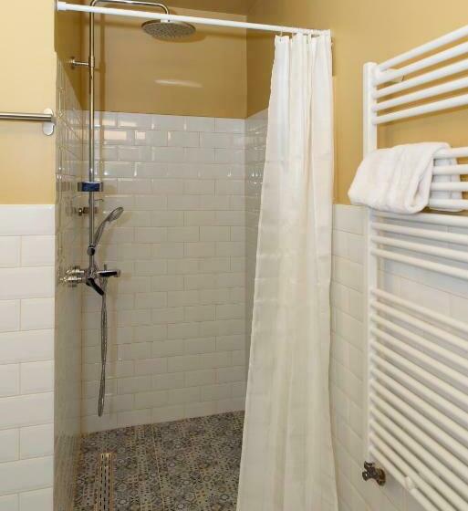 ペンション Tourist B&c