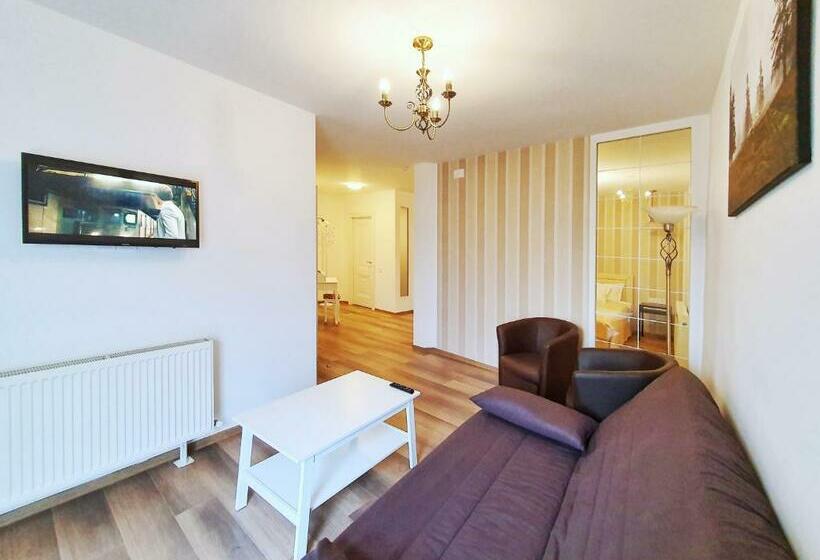 ペンション Tourist B&c