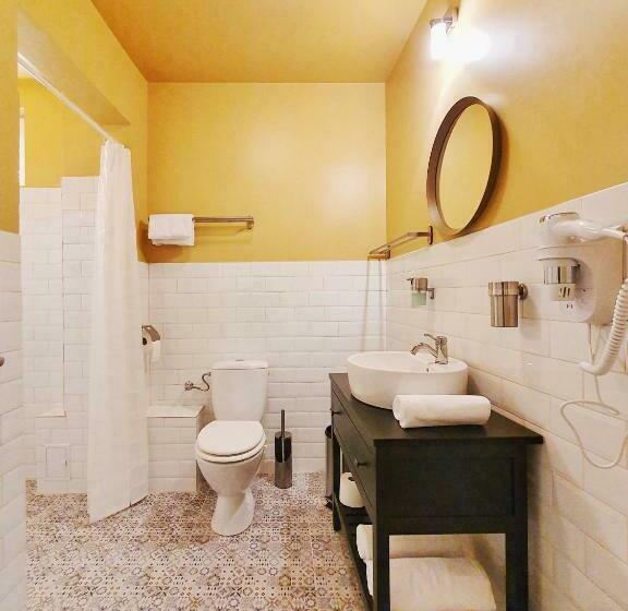 ペンション Tourist B&c