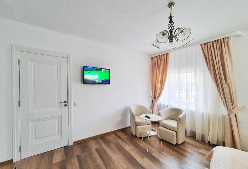 ペンション Tourist B&c