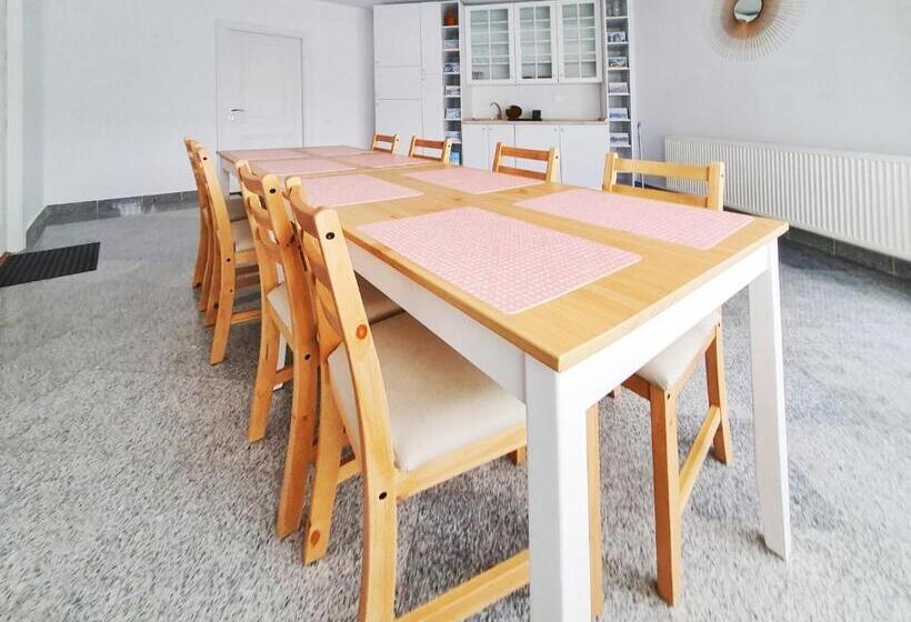 ペンション Tourist B&c