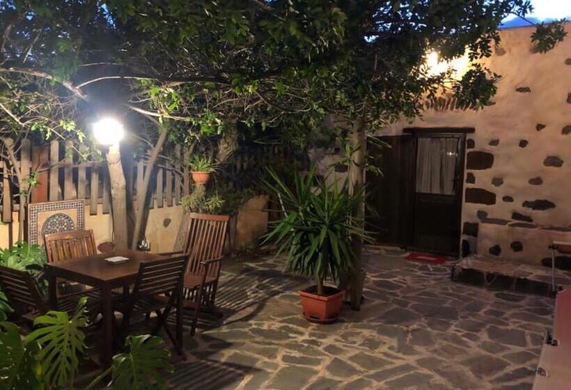 پانسیون Vereda De Las Camellas