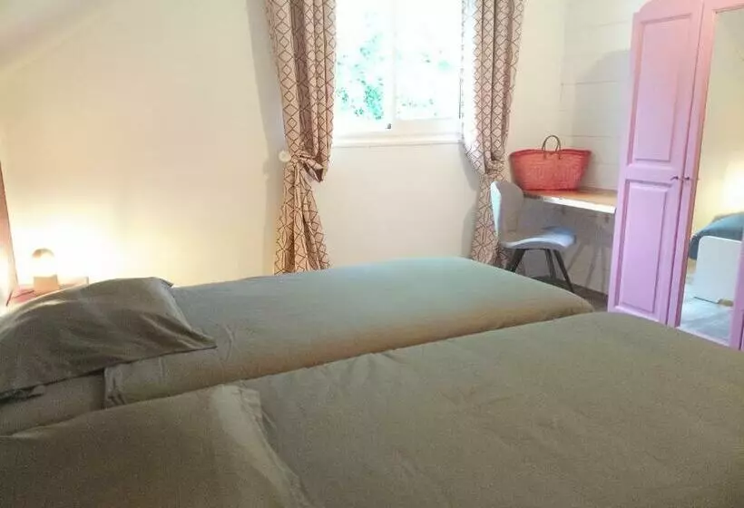 تختخواب و صبحانه Au Coeur Du Paradis