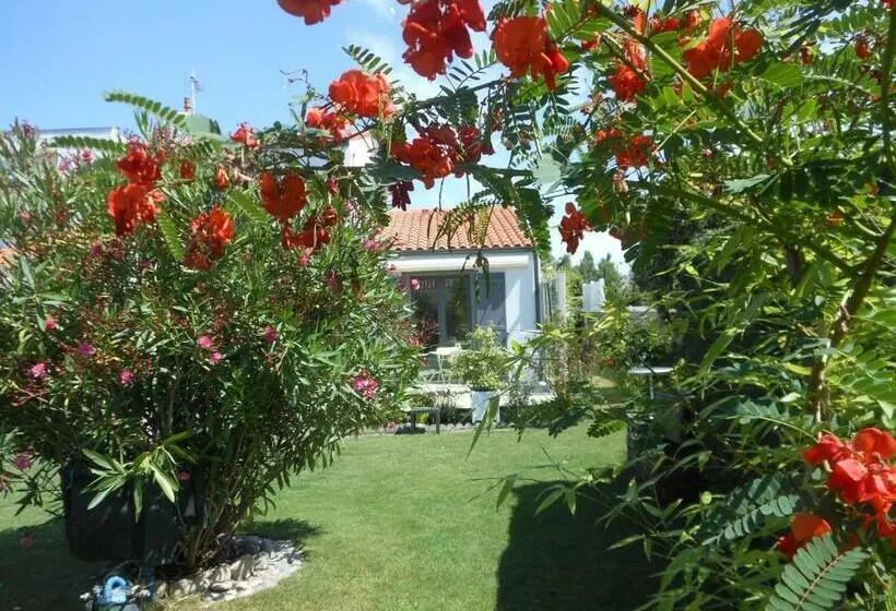 ベッドアンドブレックファースト Chambre D Hôtes Aux Sables D Olonne