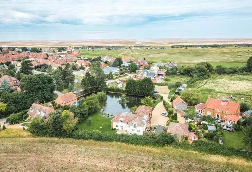 Aamiaismajoitus (B&B) Lakeside Old Hunstanton