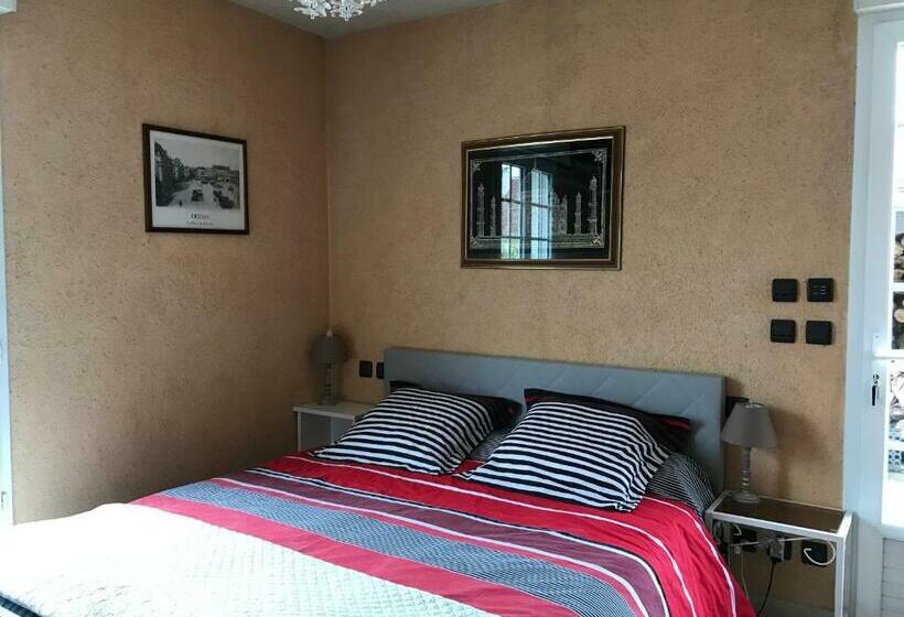 مبيت وإفطار Studio Indépendant Chez L Habitant