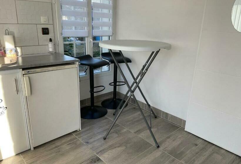 مبيت وإفطار Studio Indépendant Chez L Habitant