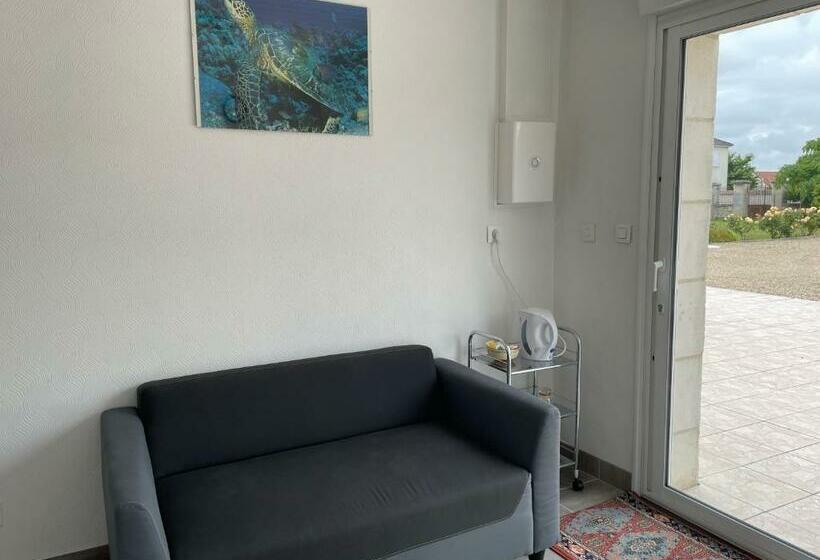 مبيت وإفطار Studio Indépendant Chez L Habitant